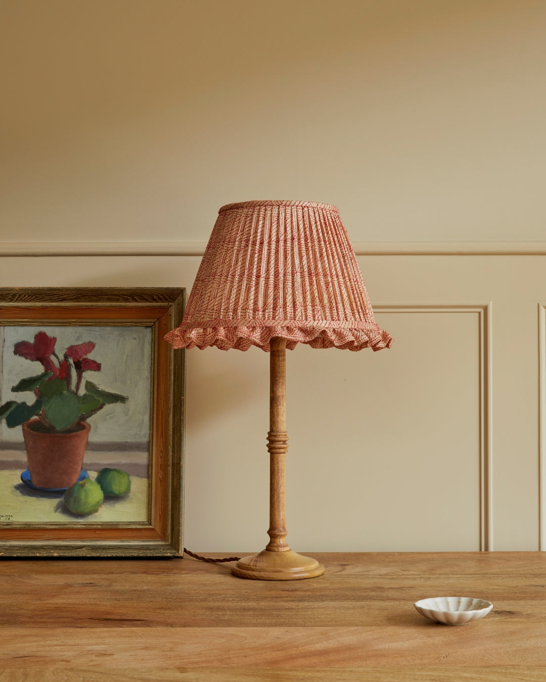 Silk embroidered lampshade in red at home