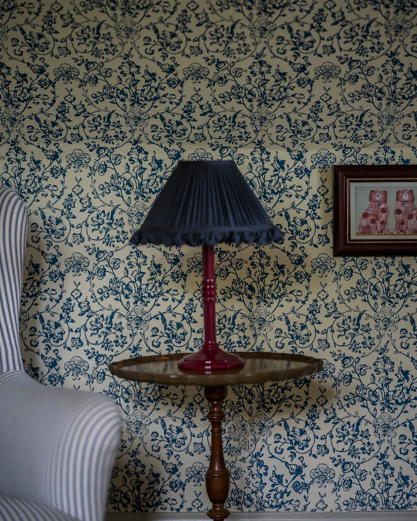 Small lacquered lampstand in damson with lampshade