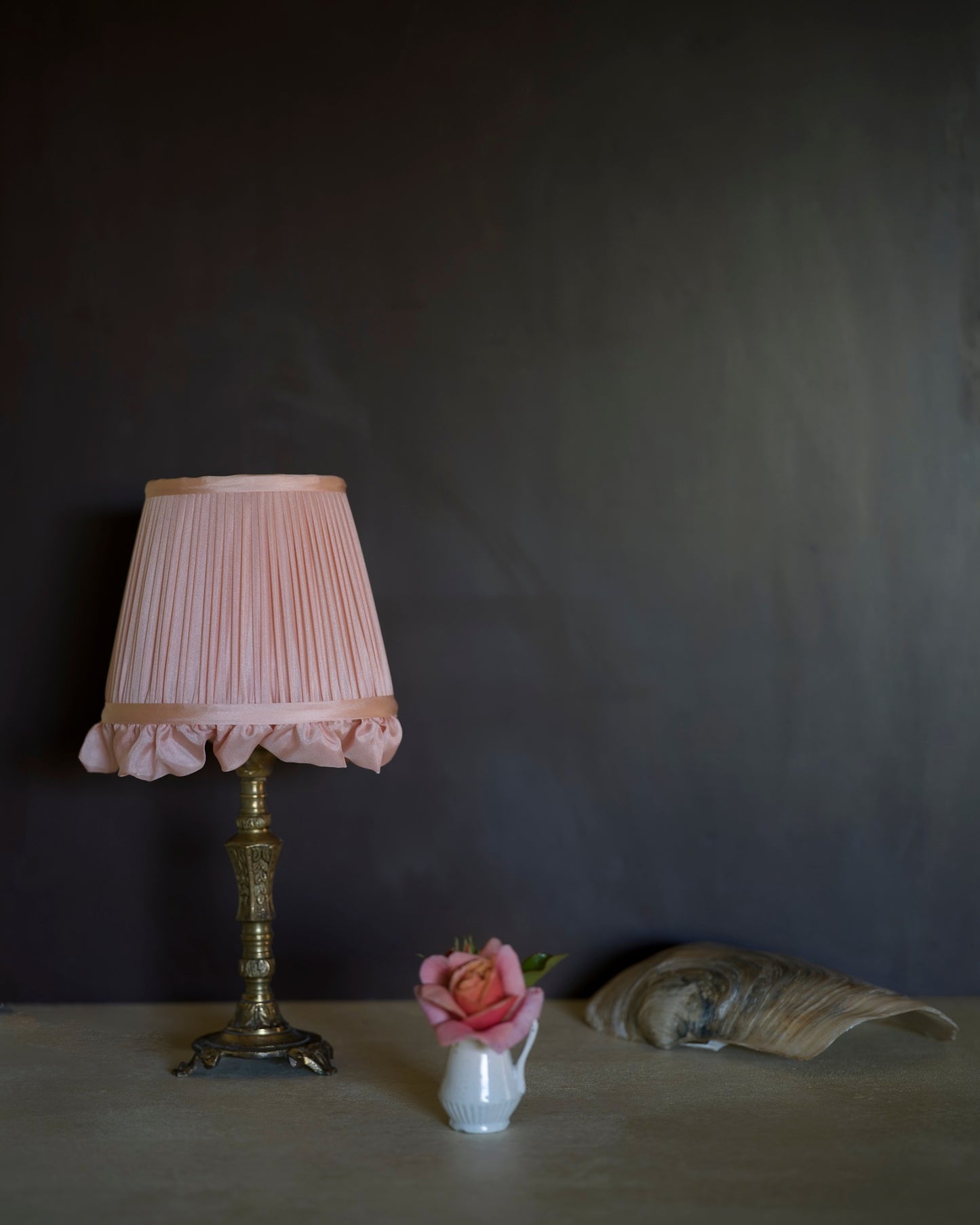 Wall light lampshade in peony with flower