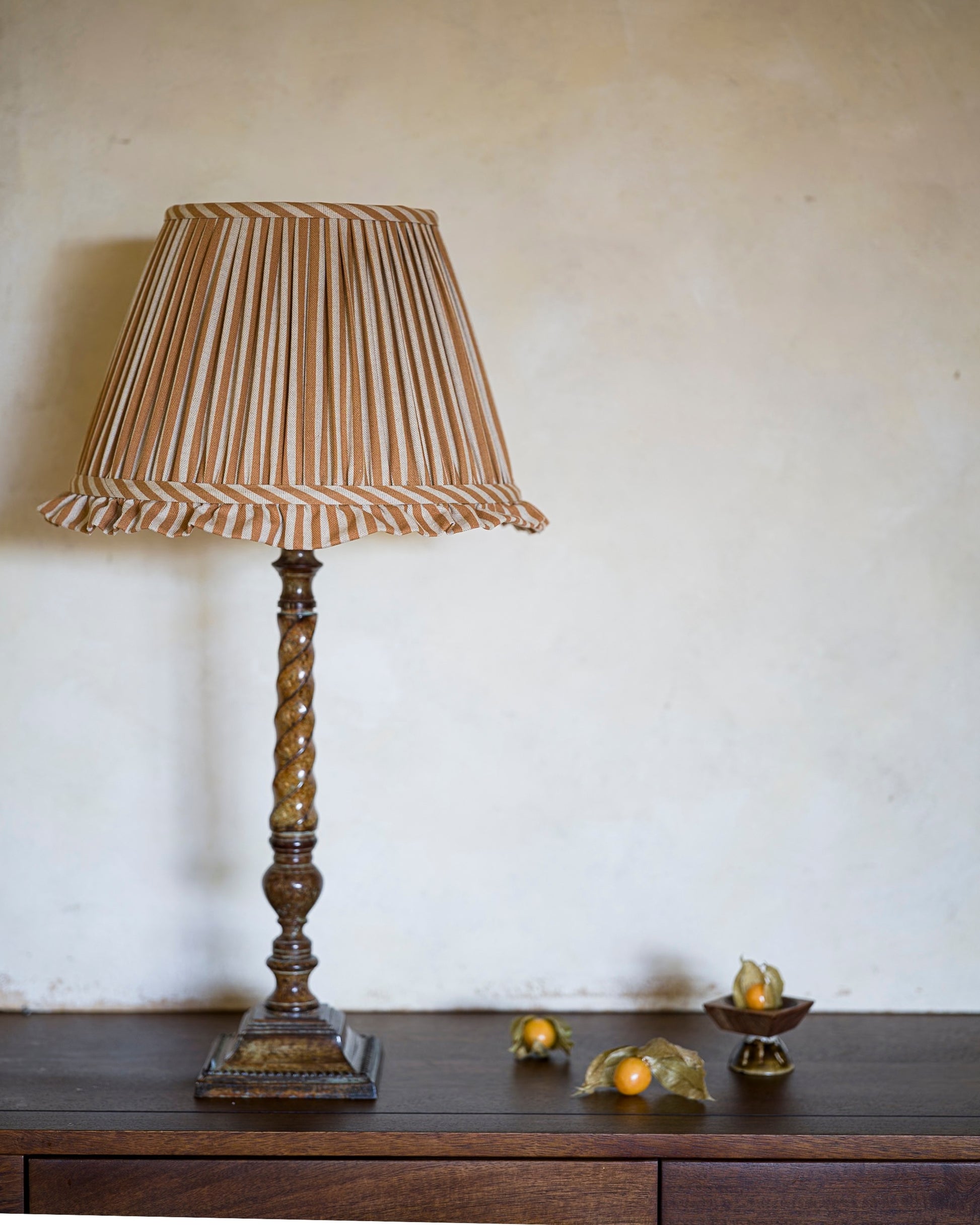 Frilled lampshade in goldenberry