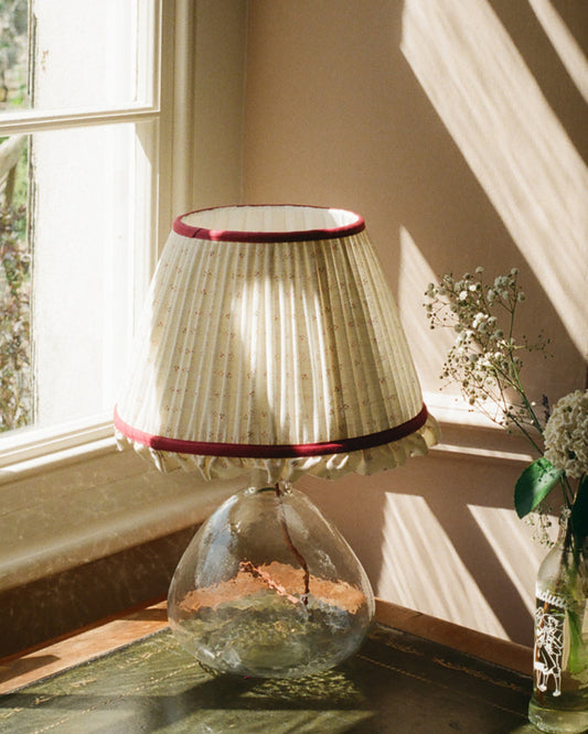 Luxury frilled lampshade in minni