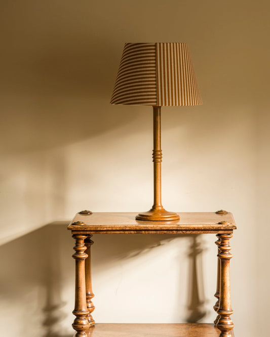 Luxury lampshade in goldberry on lampstand