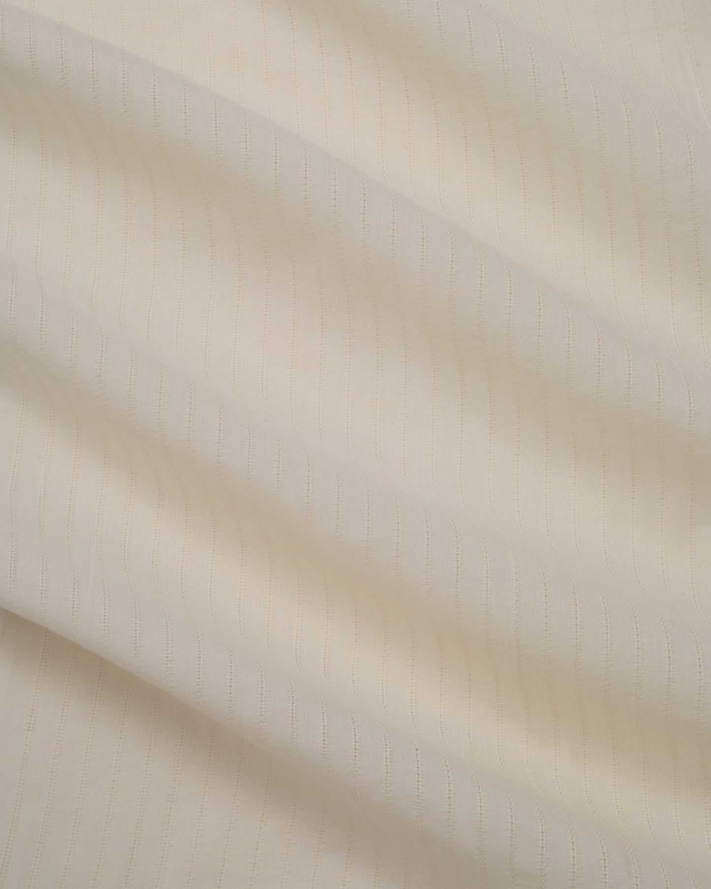 The Embroidered Cotton in Daisy